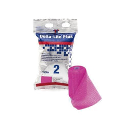 BSN Medical Venda Sintética De Fibra De Vidrio Delta Lite Plus Color Rosa 7.5 CM X 3.65 M